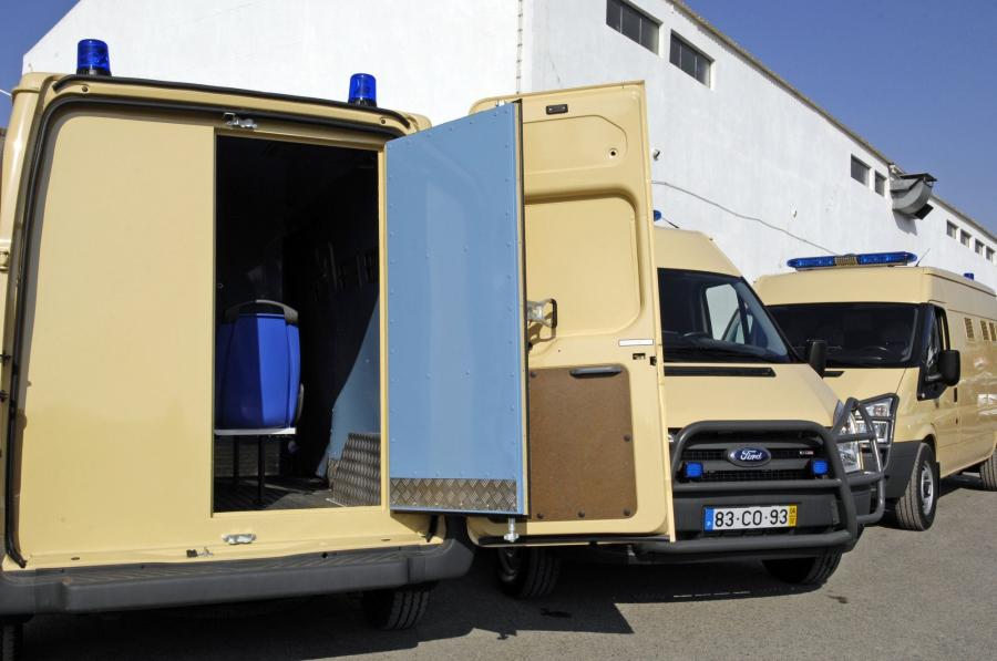  Ford Transit 2006 года  (фото 13 из 153)